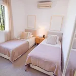 Alegria, Luxury With Easy Access, Private Pool And Parking Hansonholiday Фрихилиана